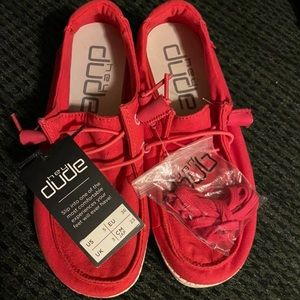 Hey dudes new with tags size 5